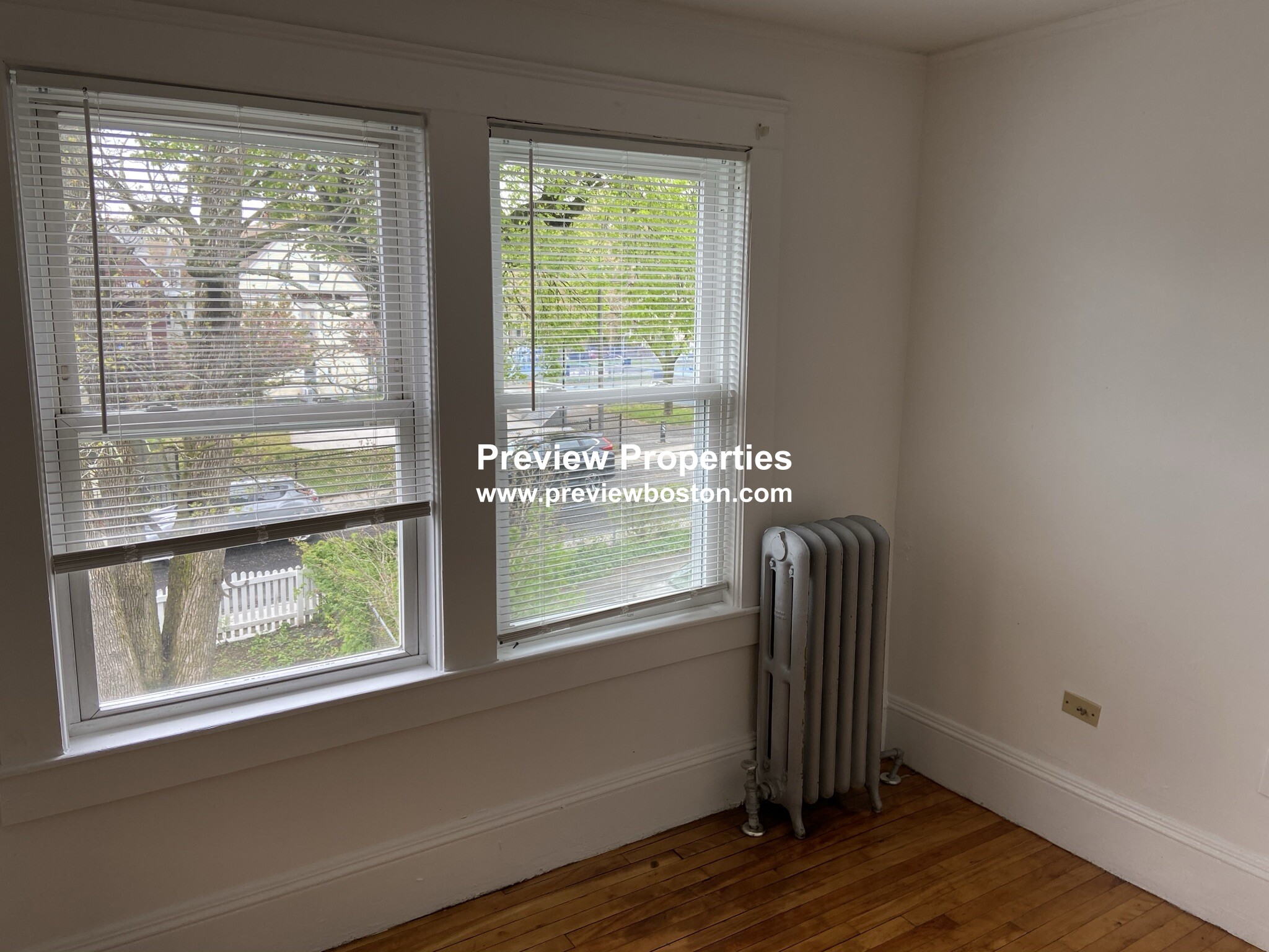 24 Dunreath St, Roxbury