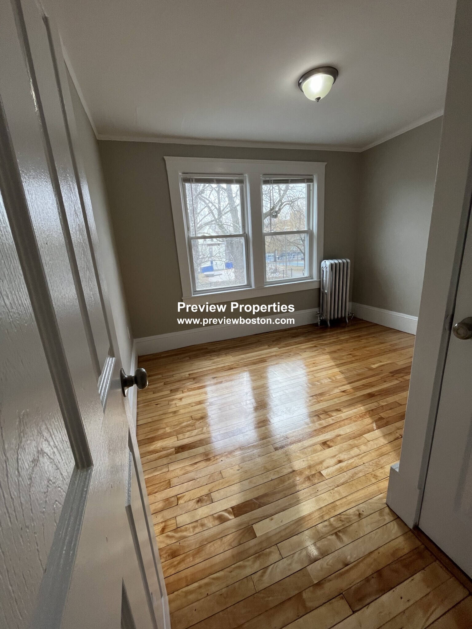 24 Dunreath St, Roxbury