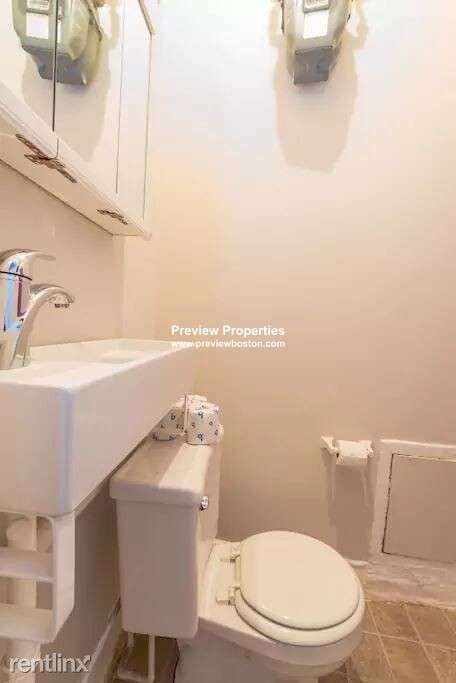 161 Endicott St, North End