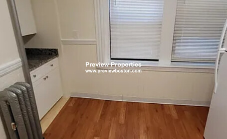 885 Massachusetts Ave, Mid Cambridge