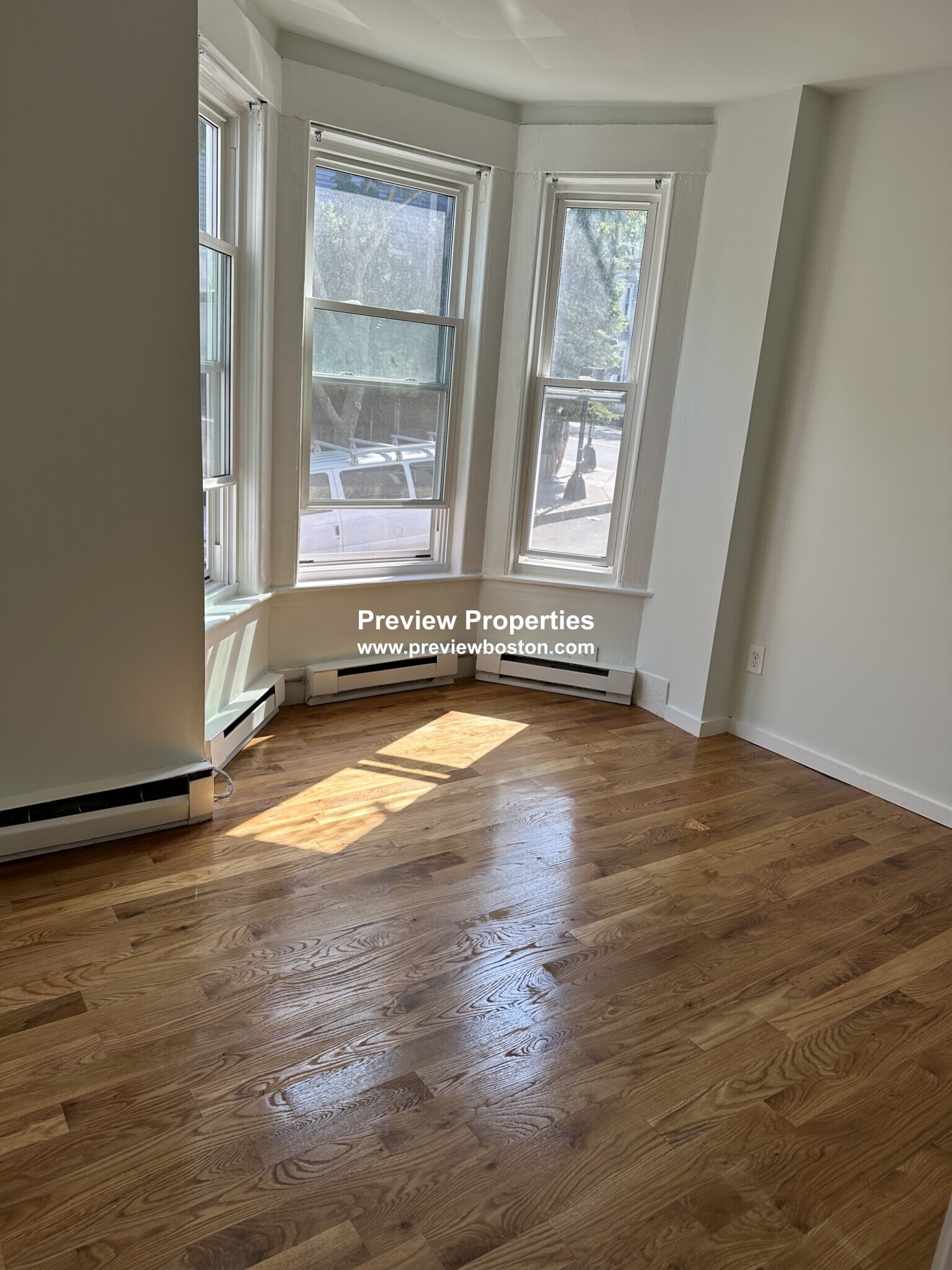 506 East Broadway St, South Boston