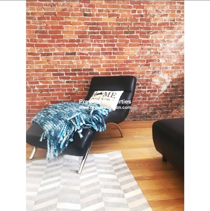 90 Saint Botolph St, Back Bay