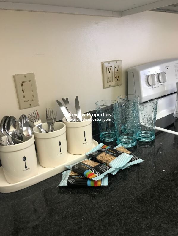 90 Saint Botolph St, Back Bay