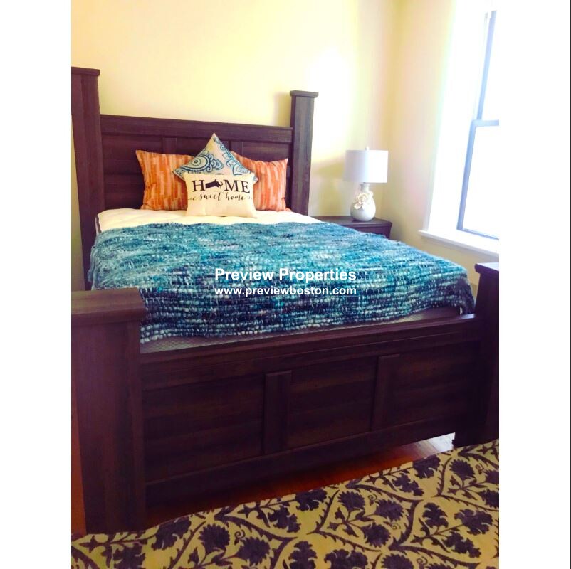 90 Saint Botolph St, Back Bay