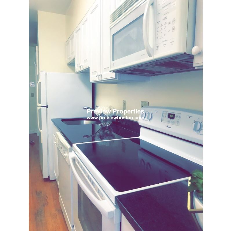 90 Saint Botolph St, Back Bay