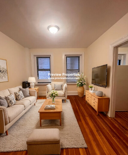 885 Massachusetts Ave, Mid Cambridge