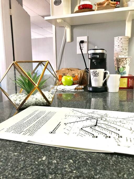 879 Beacon St, Fenway