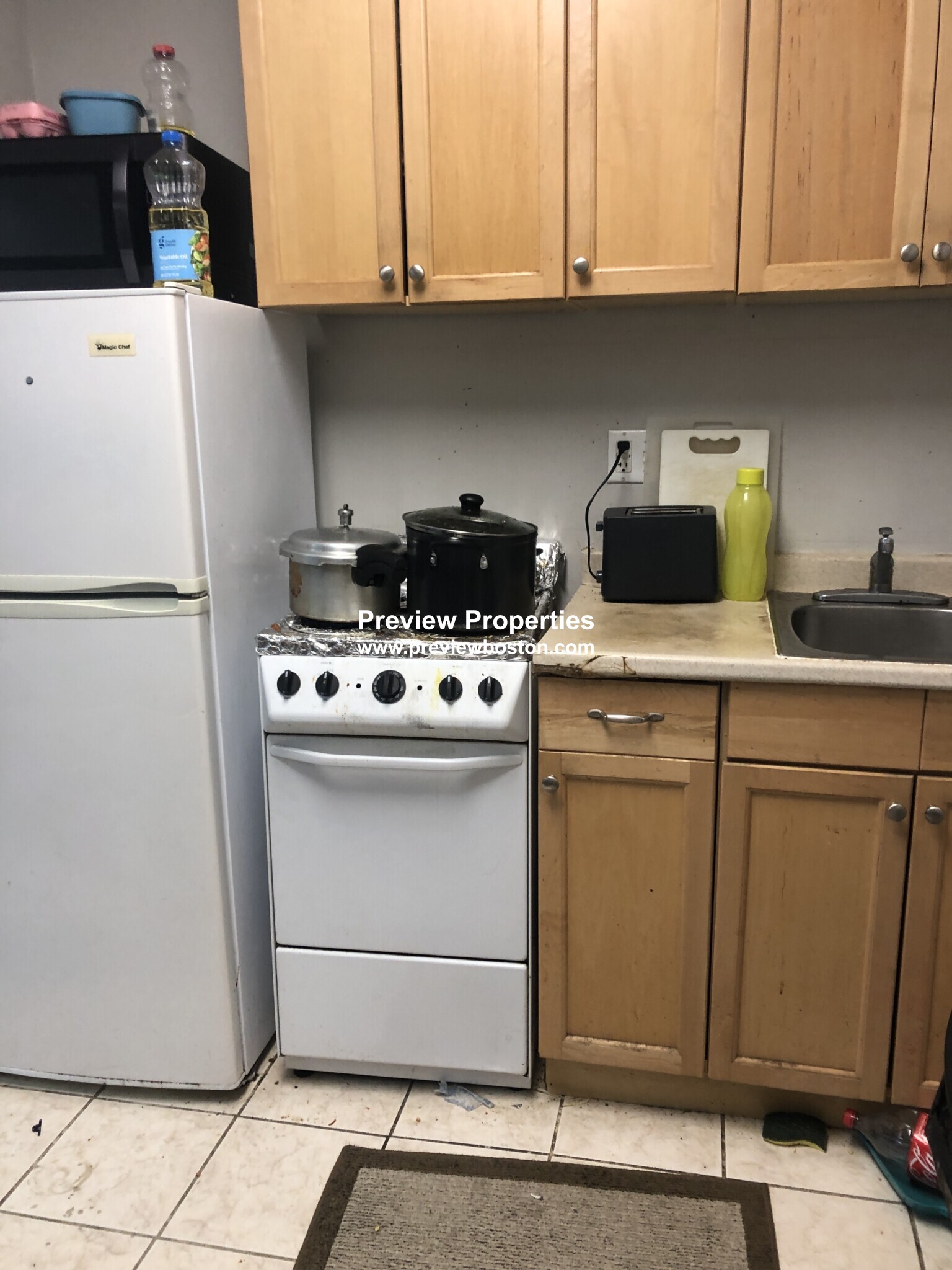 879 Beacon St, Fenway