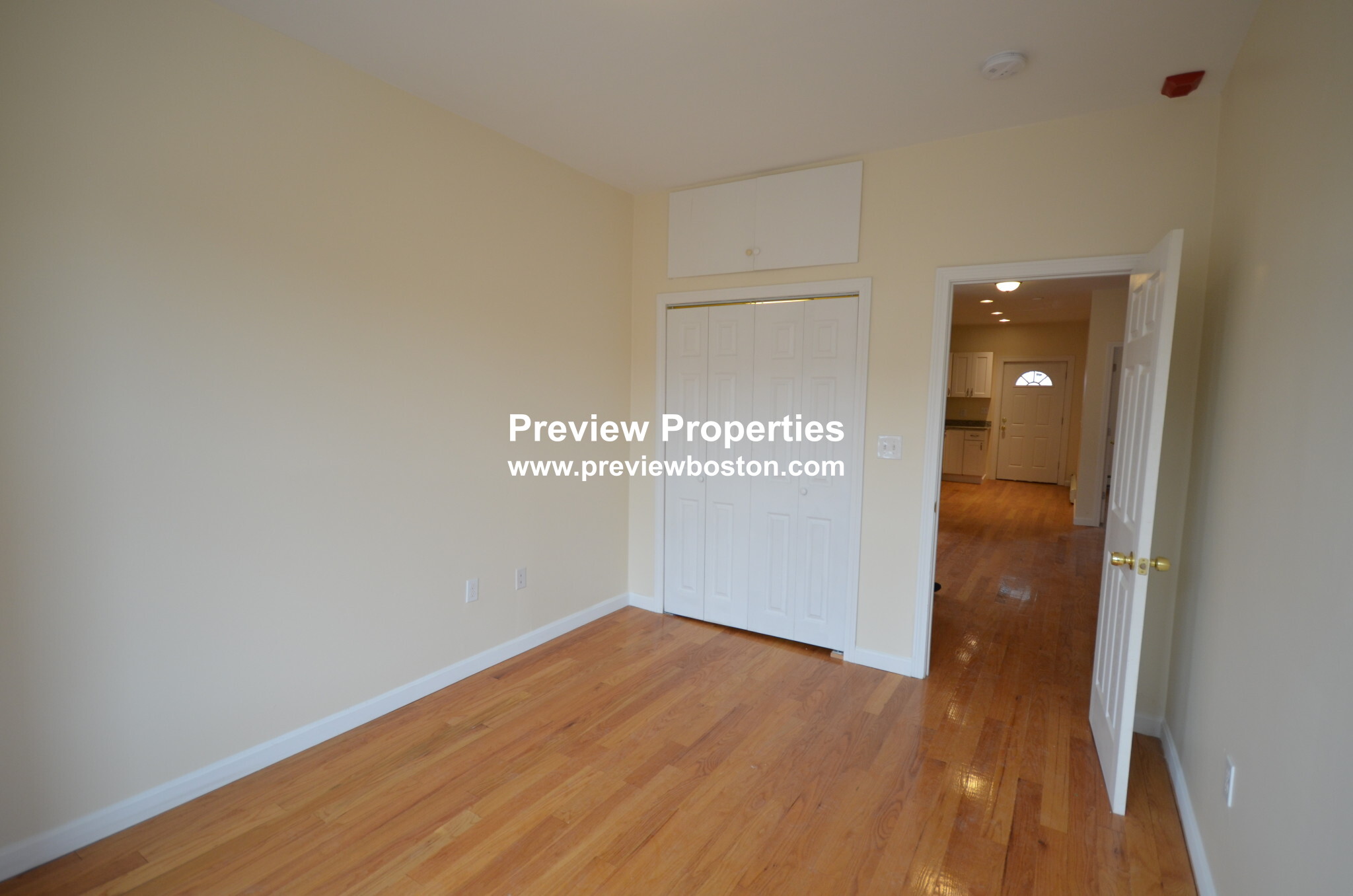 16 Chelsea St, East Boston