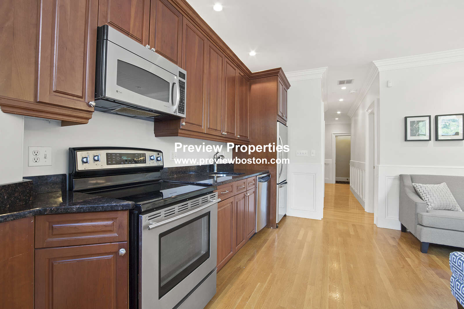 244 Beacon St, Back Bay