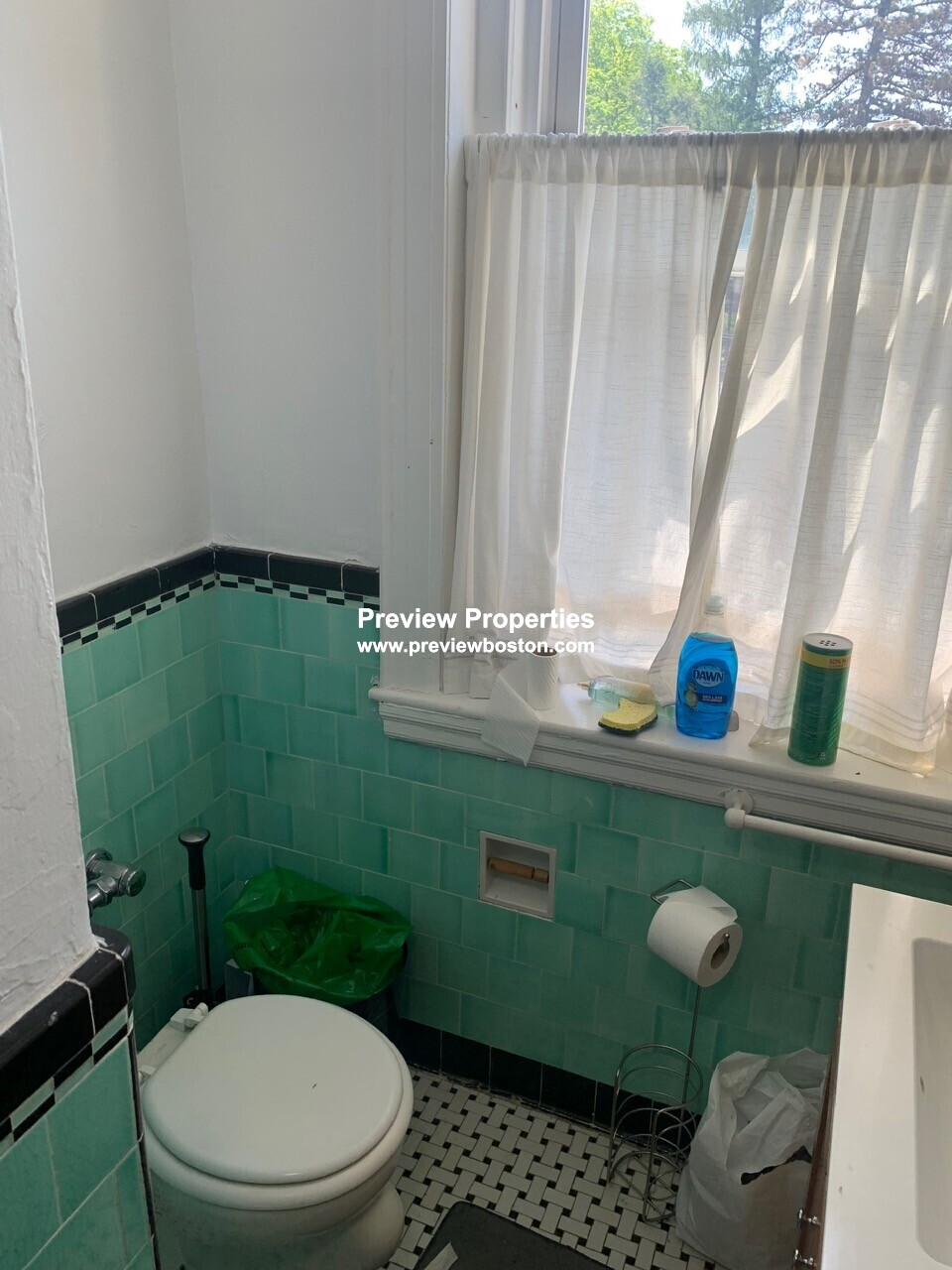 2045 Commonwealth Ave, Brighton