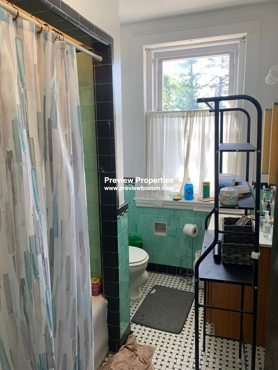 2045 Commonwealth Ave, Brighton