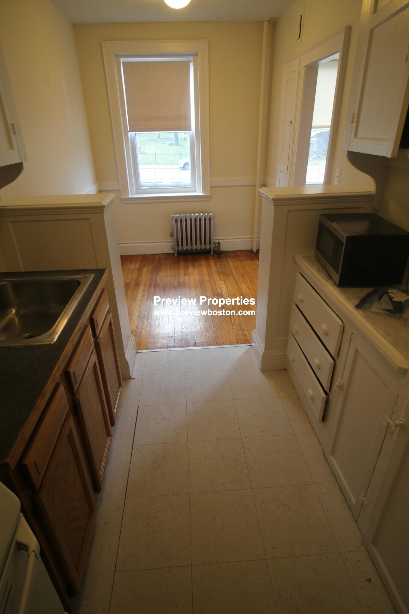 2045 Commonwealth Ave, Brighton