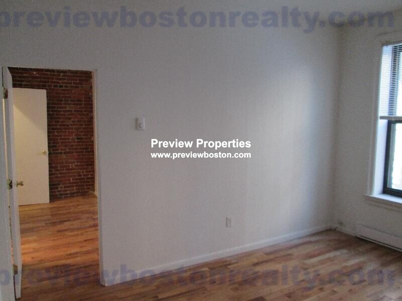 23 Cortes St, Back Bay