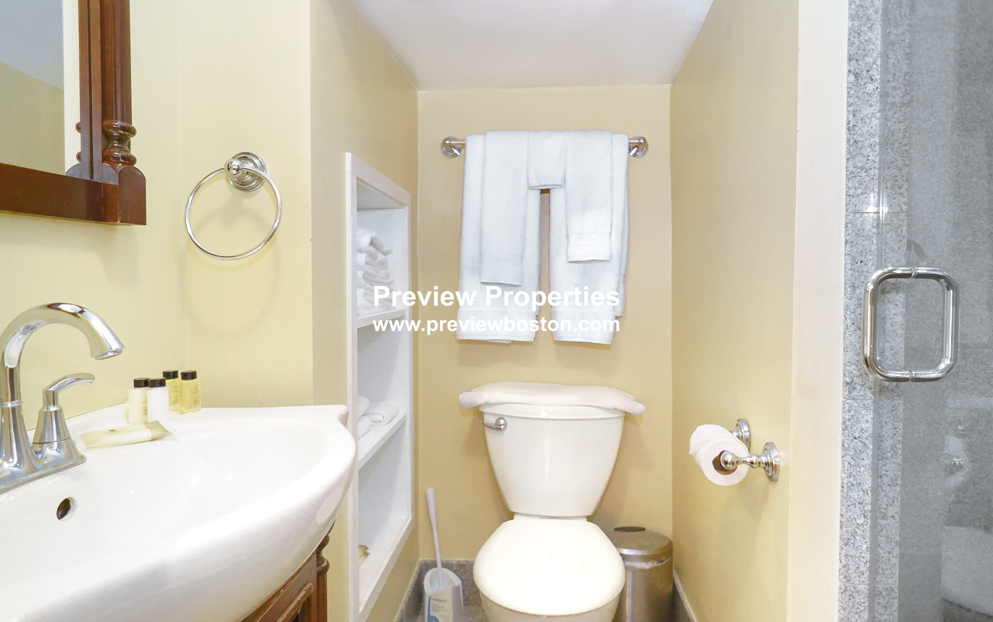 48 Hereford St, Back Bay