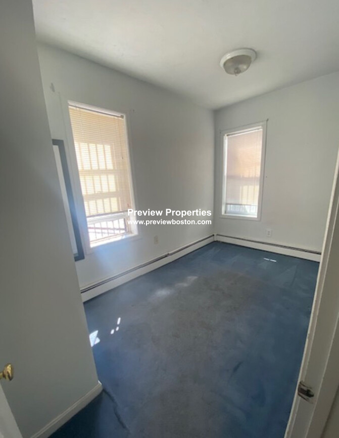 822 Huntington Ave, Mission Hill