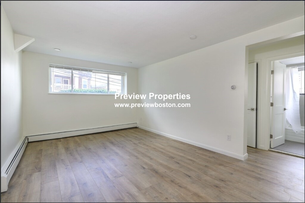 44 Parker Hill Ave, Mission Hill