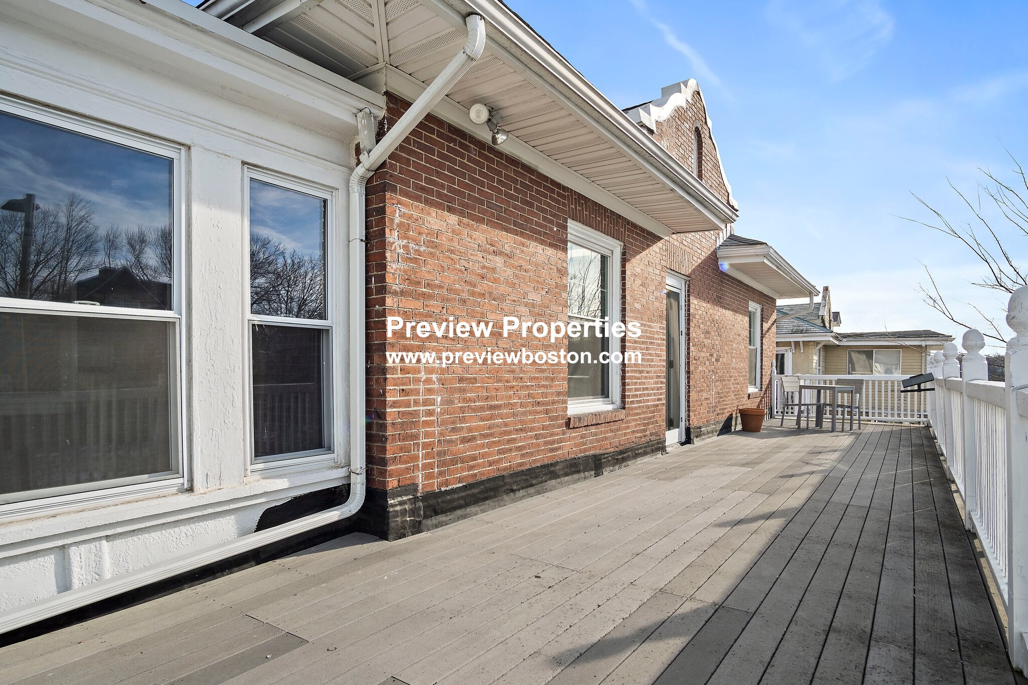 703 Washington, Brighton