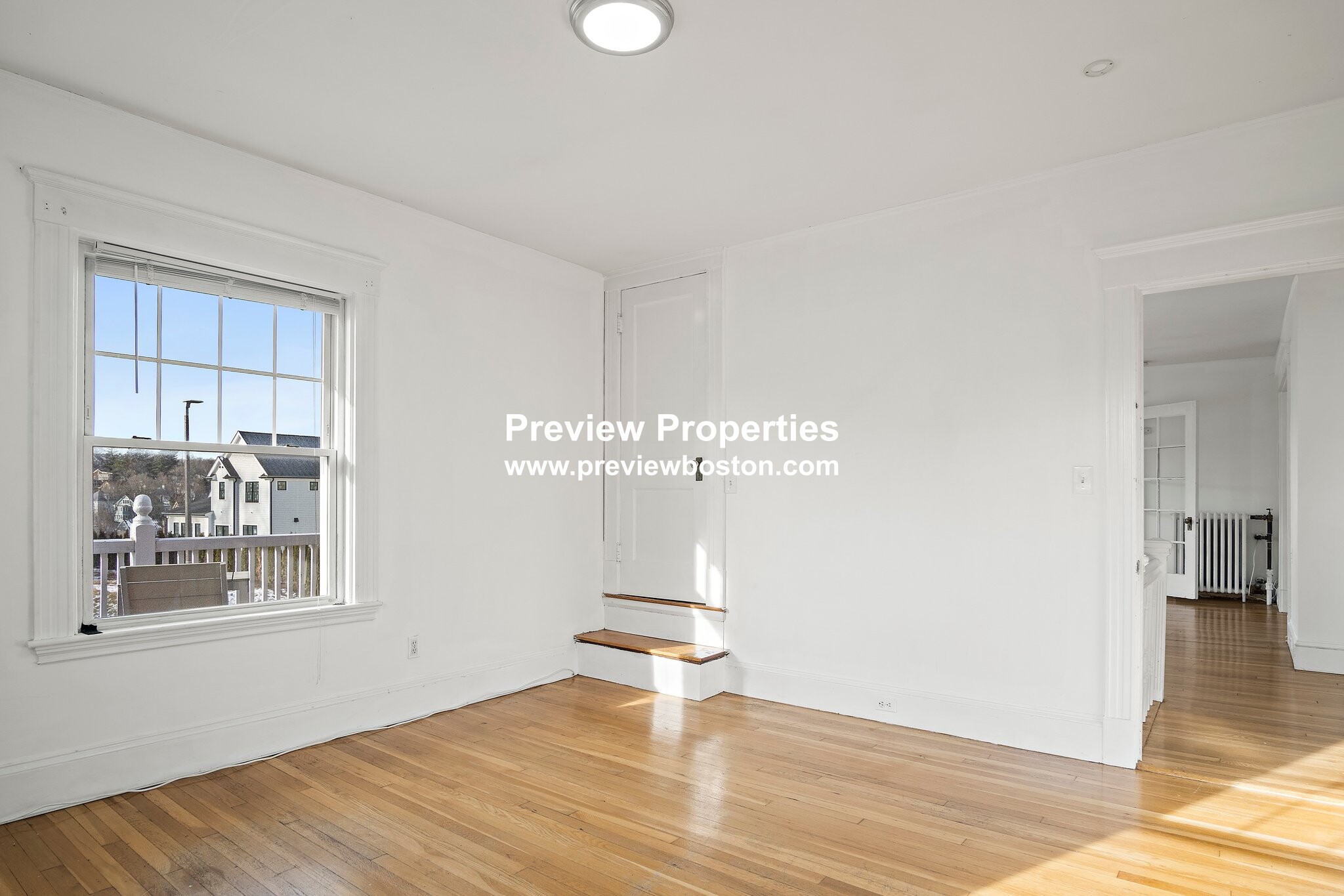 703 Washington, Brighton