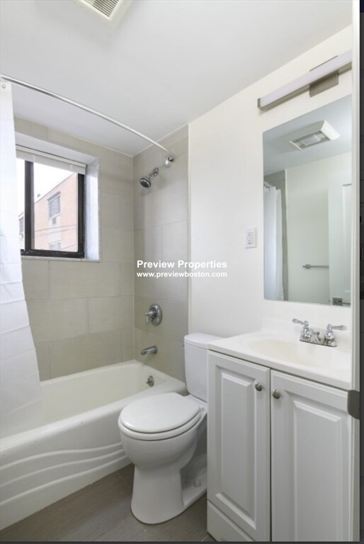 44 Parker Hill Ave, Mission Hill