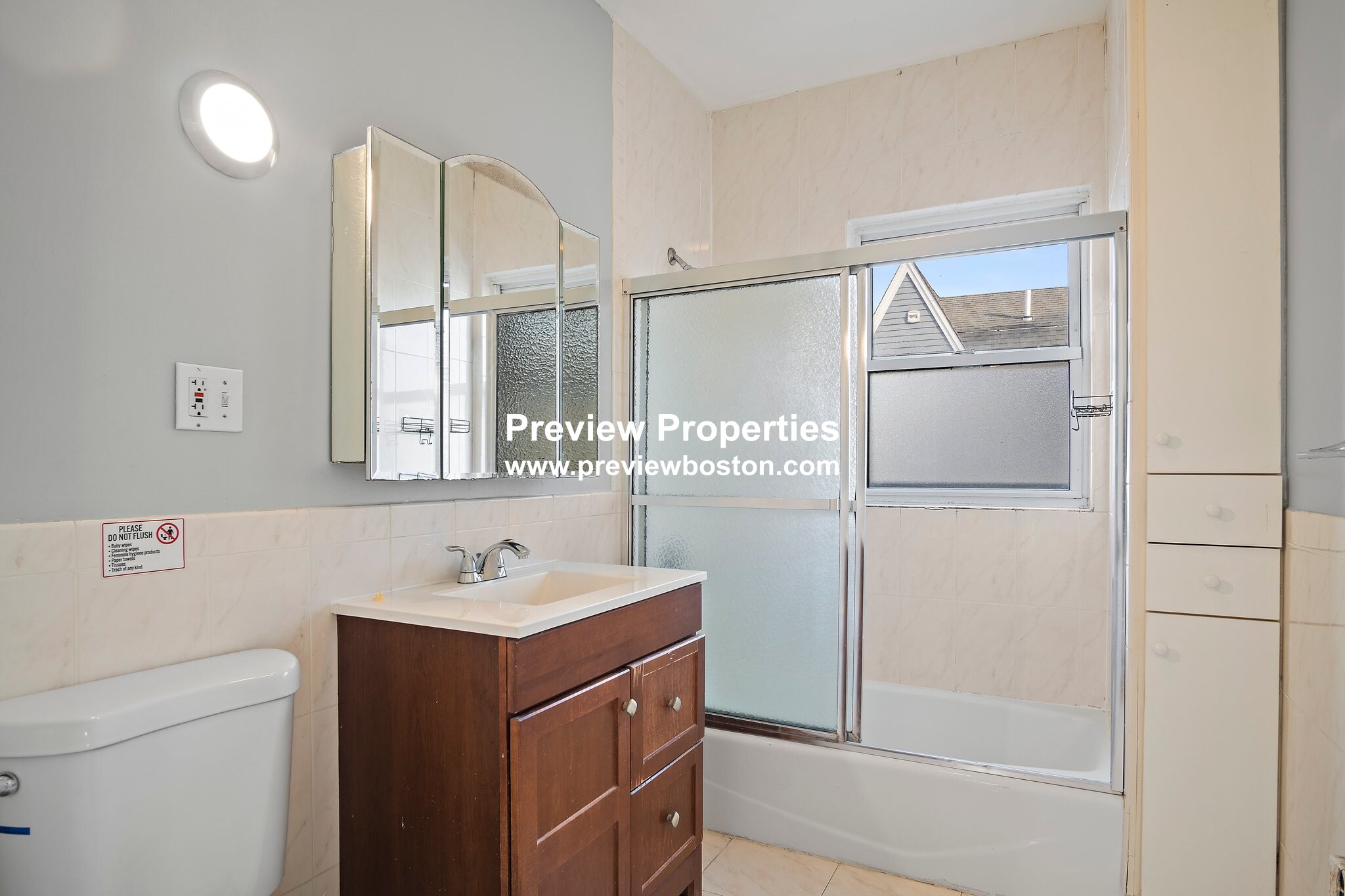 703 Washington, Brighton