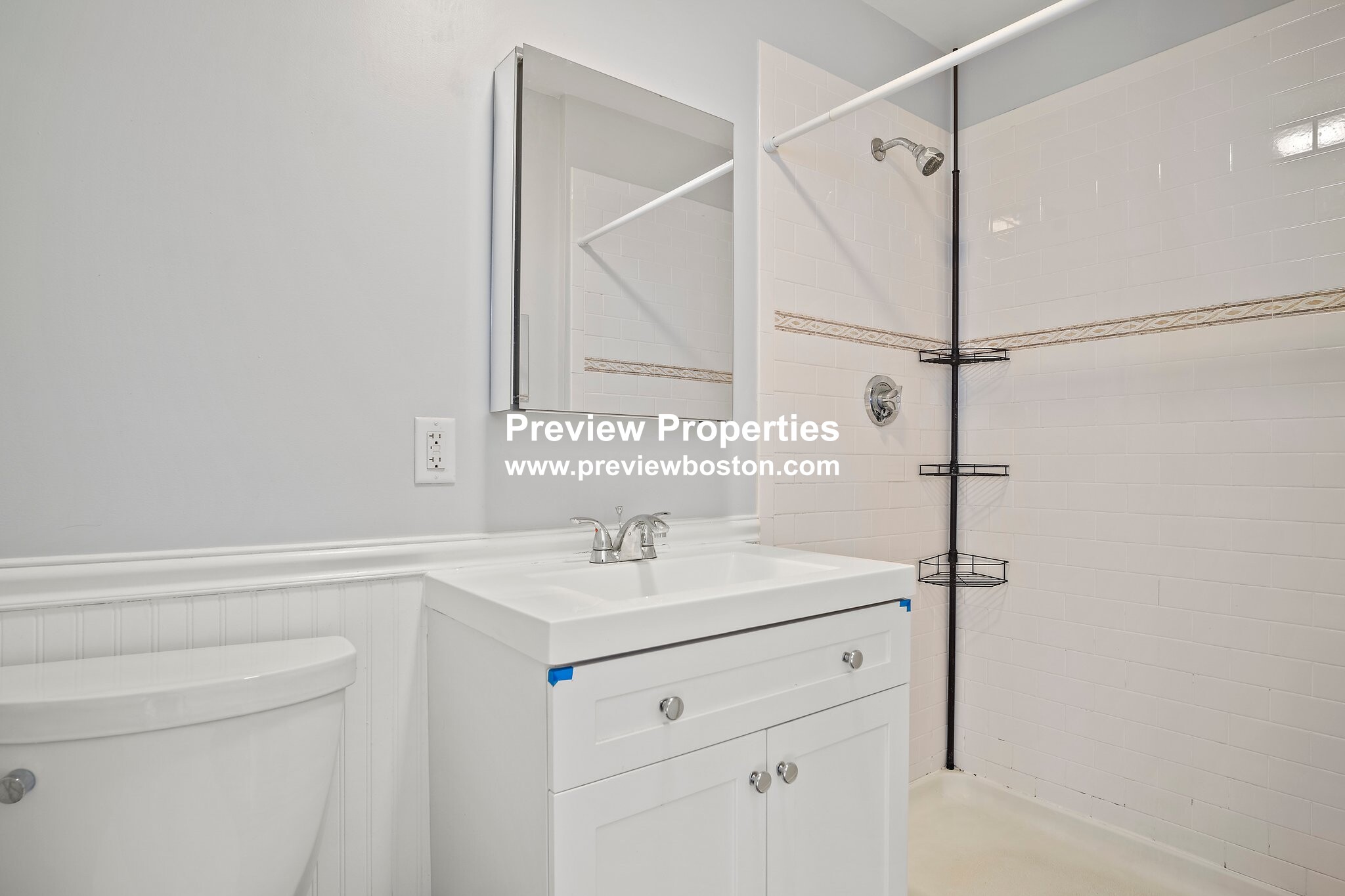 703 Washington, Brighton