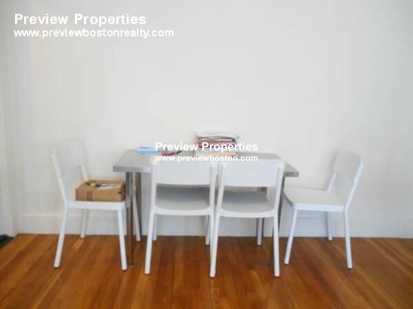 1810 Commonwealth Ave, Brighton