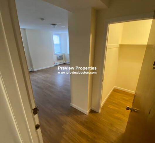 2018 Commonwealth Ave, Brighton