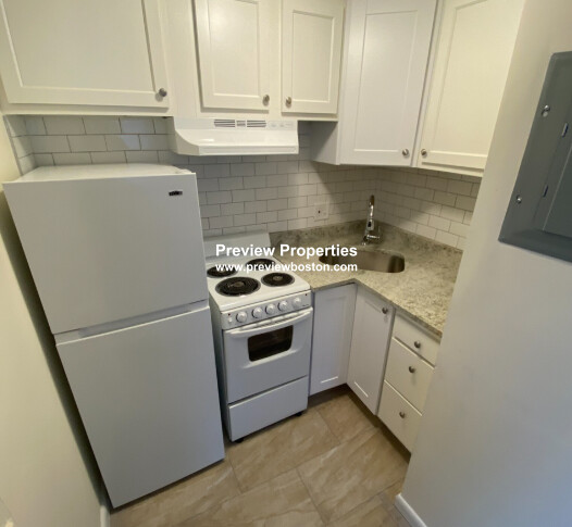 2018 Commonwealth Ave, Brighton