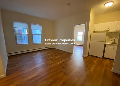 46 South Huntington Ave, Jamaica Plain