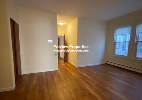 46 South Huntington Ave, Jamaica Plain