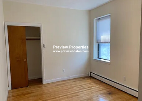 60 Brighton Ave, Allston