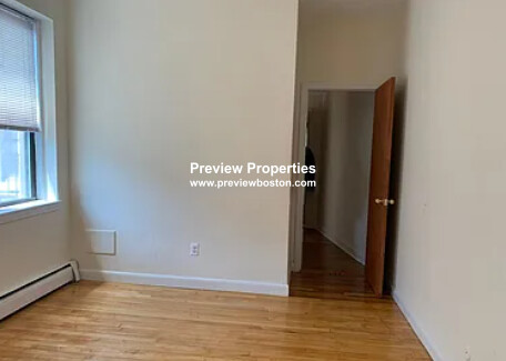 60 Brighton Ave, Allston