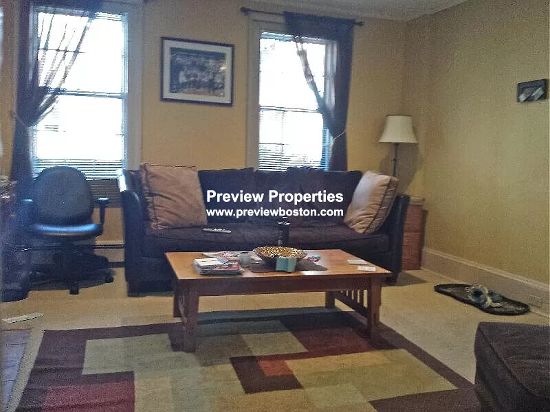 26 Fayette St, Back Bay