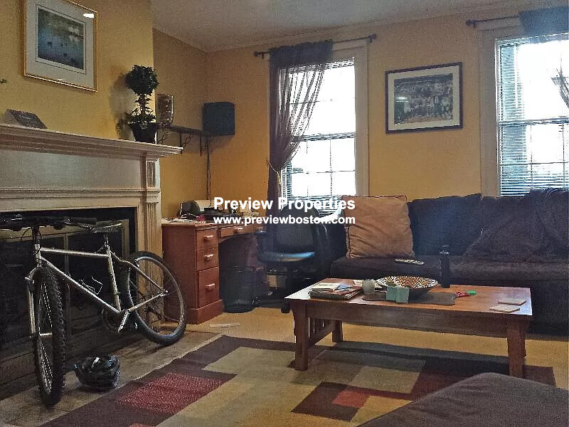 26 Fayette St, Back Bay