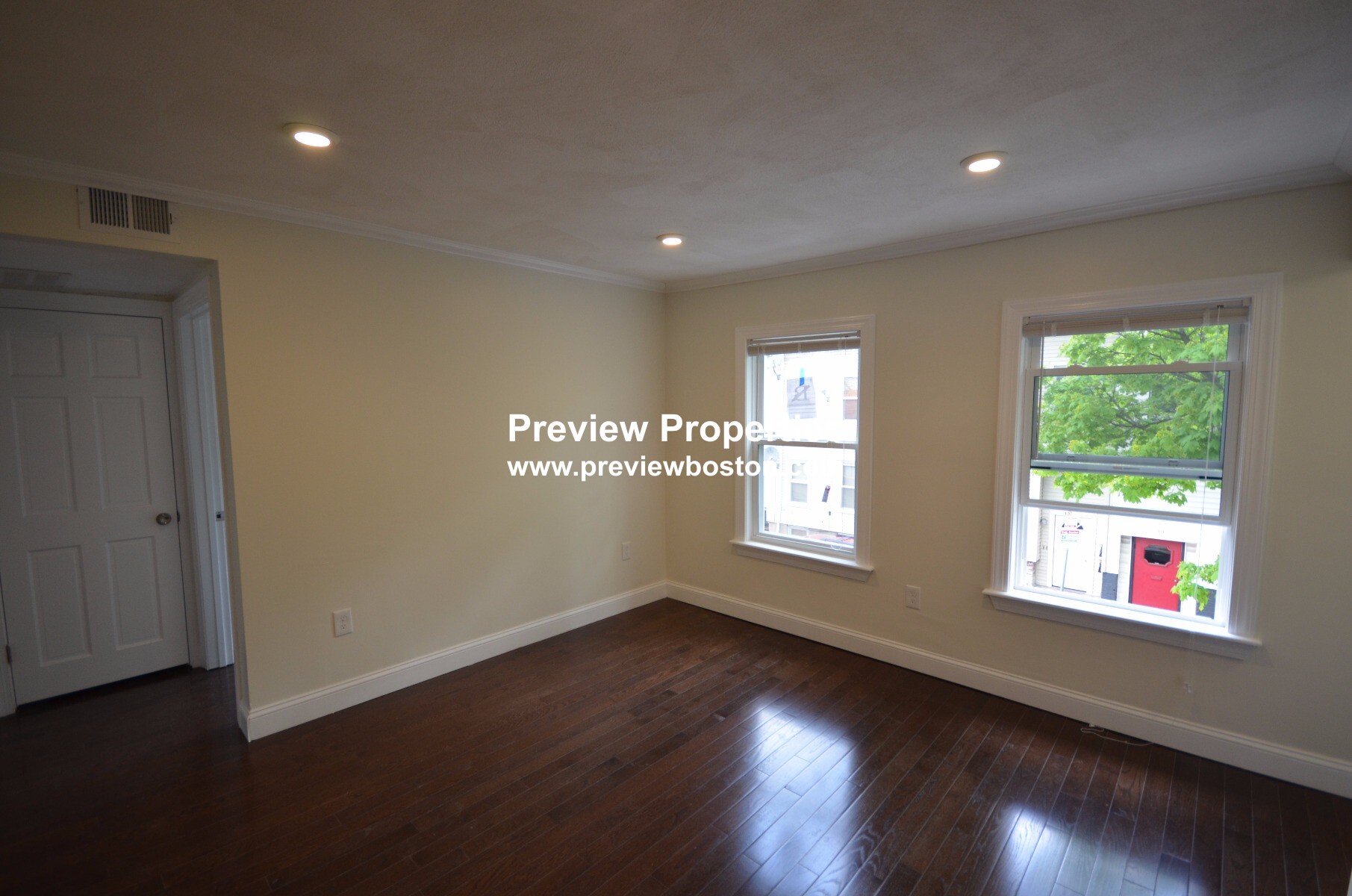 130 Brooks St, East Boston