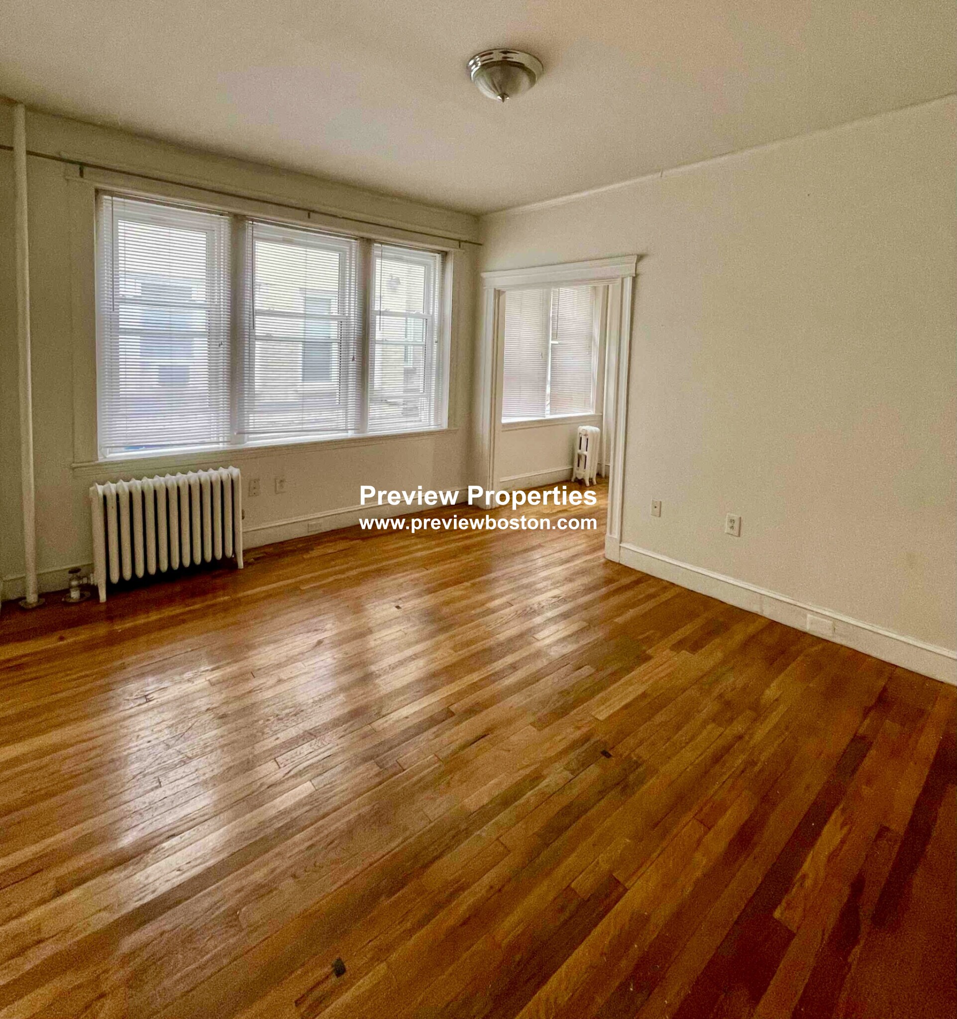 1637 Commonwealth Ave, Brighton