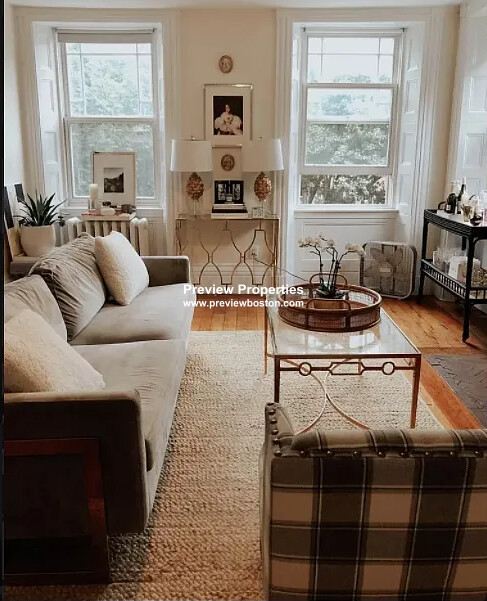 95 Mount Vernon St, Beacon Hill