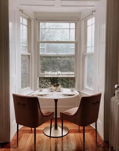 95 Mount Vernon St, Beacon Hill