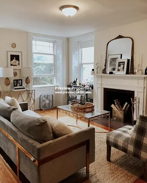 95 Mount Vernon St, Beacon Hill