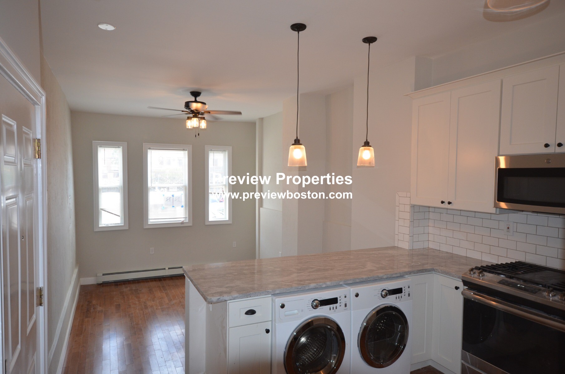 12 Chelsea St, East Boston