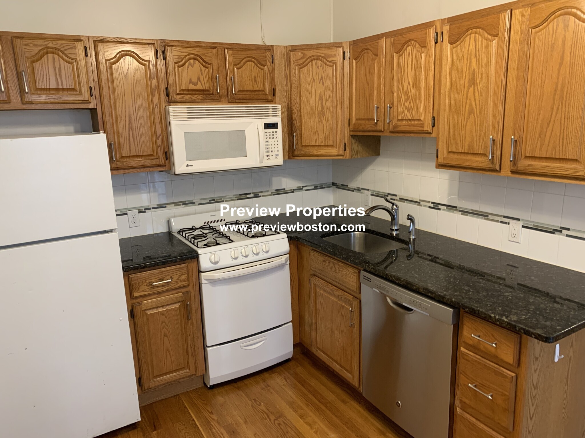 80 Sutherland Rd, Brighton