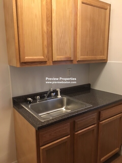 1191 Boylston St, Fenway