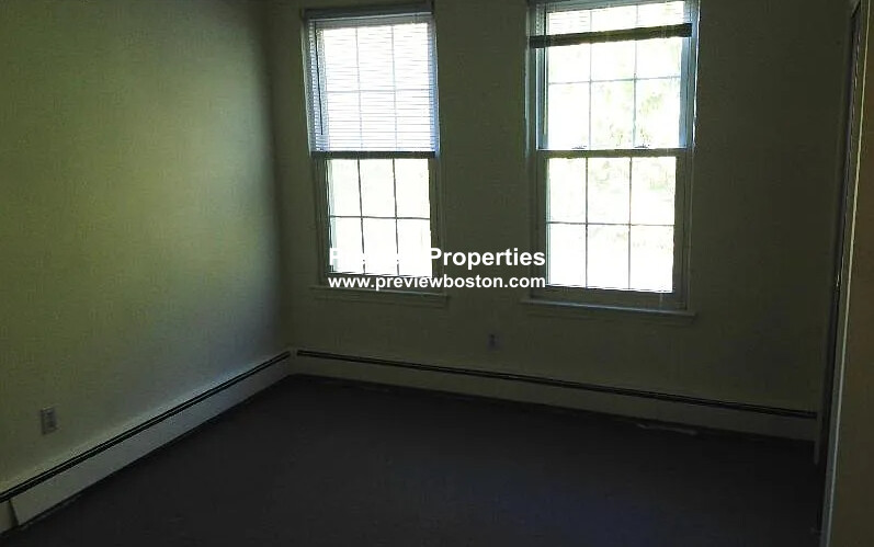 78 South Huntington Ave, Jamaica Plain