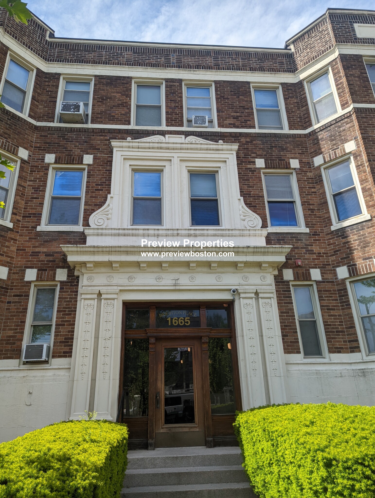 1665 Commonwealth Ave, Brighton