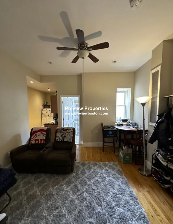 2018 Commonwealth Ave, Brighton