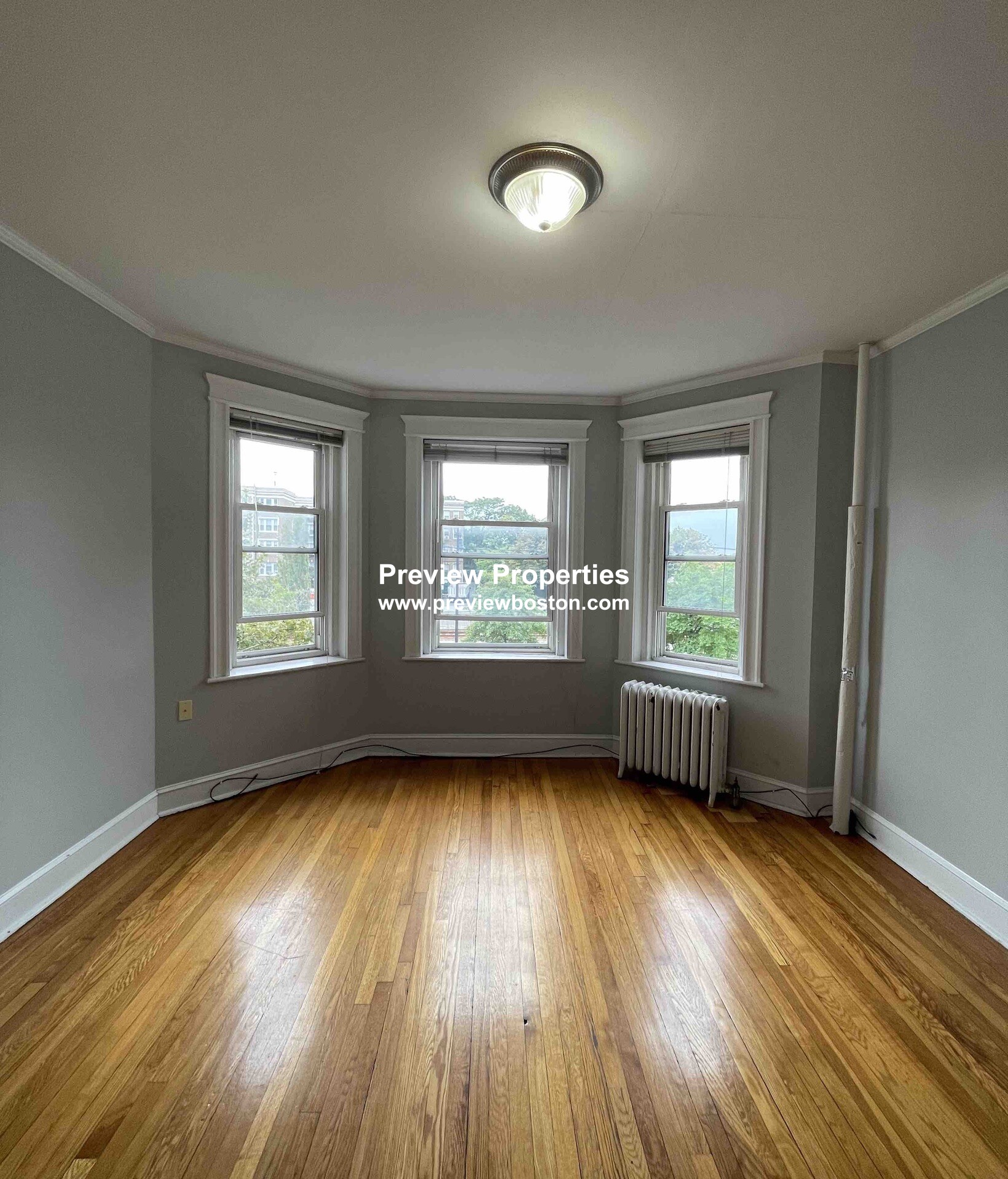 1637 Commonwealth Ave, Brighton