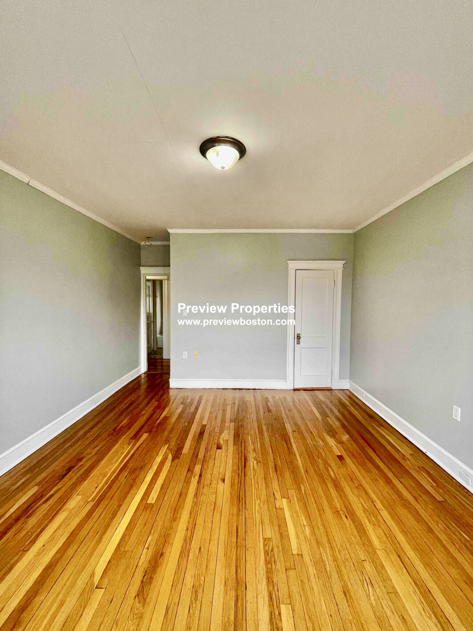 1637 Commonwealth Ave, Brighton