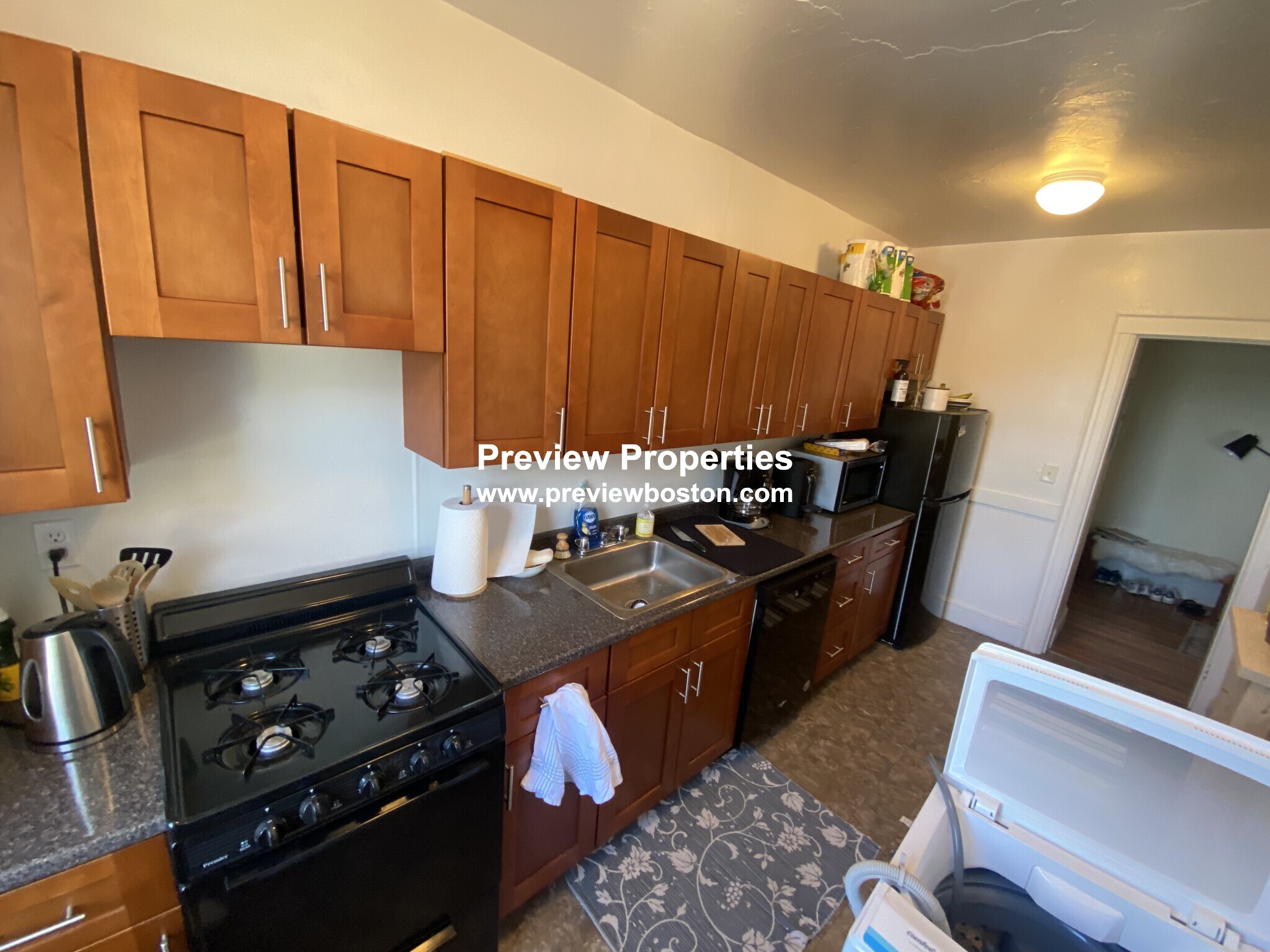 2045 Commonwealth Ave, Brighton