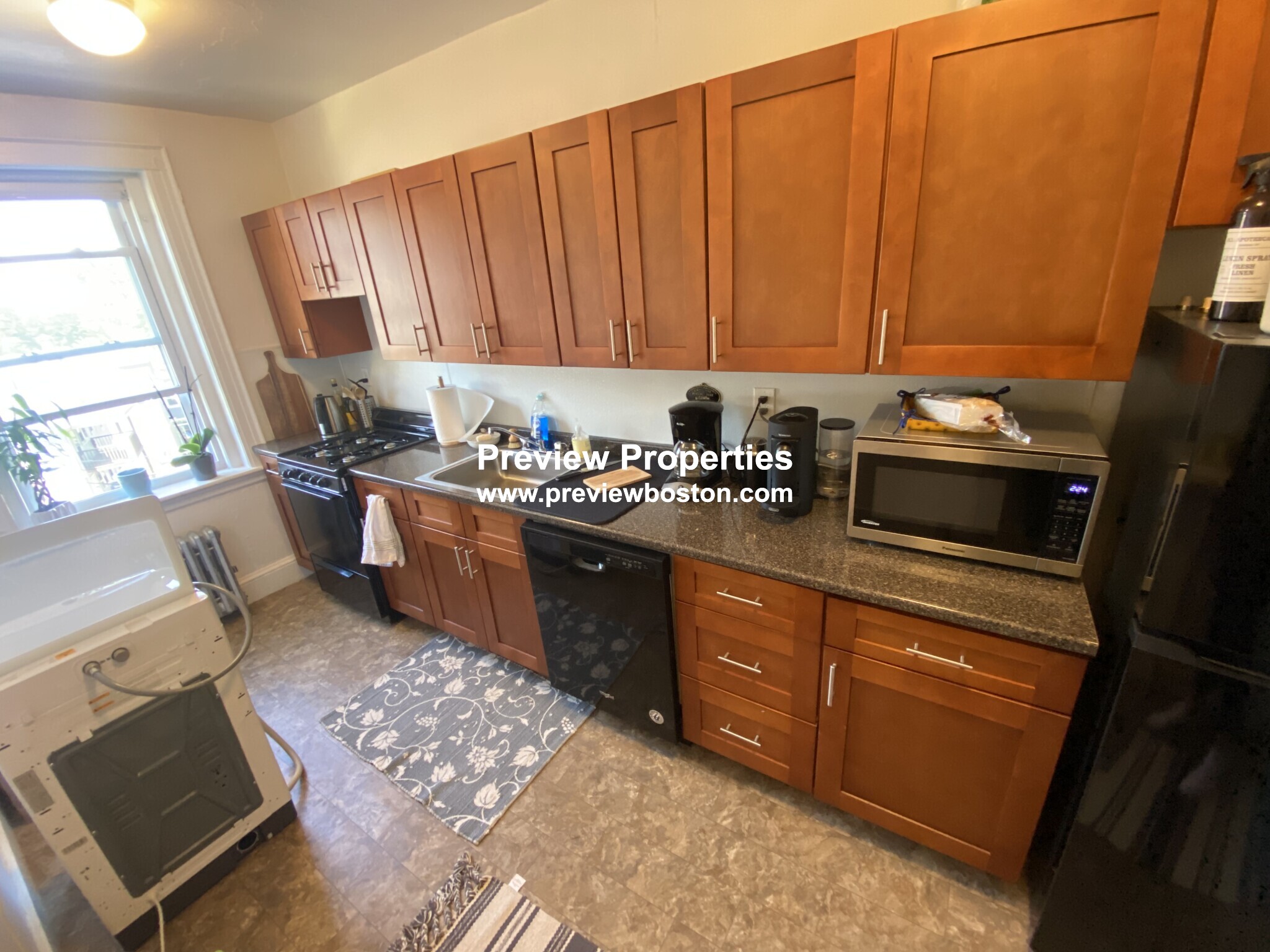 2045 Commonwealth Ave, Brighton